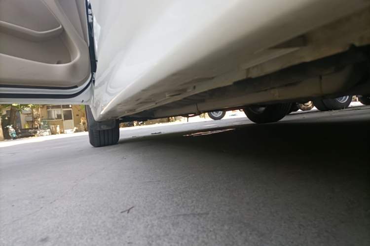 Used Kia K5 2015 2.0L Automatic GL Left Side Sill