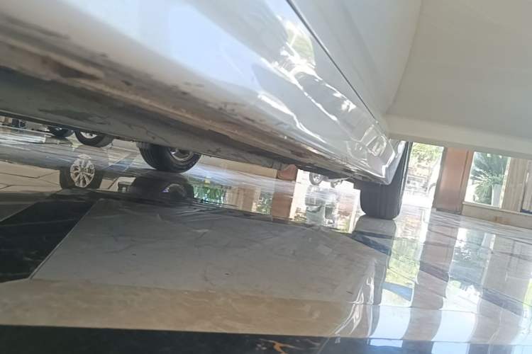 Used Kia K5 2015 2.0L Automatic GL Left Side Sill