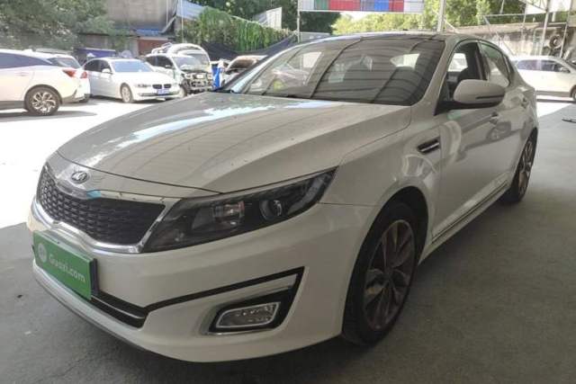 Kia K5 2015 2.0L Automatic LUX de segunda mano