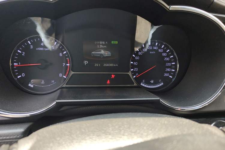 Used Kia K5 2015 2.0L Automatic LUX Odometer Close Up