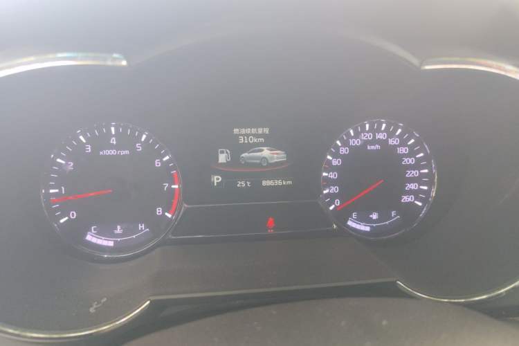Used Kia K5 2015 2.0L Automatic LUX Odometer Close Up