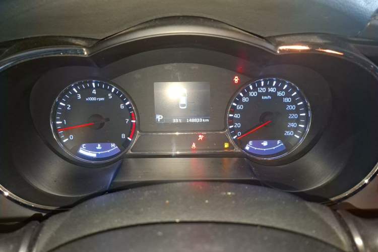Used Kia K5 2015 2.0L Automatic LUX Odometer Close Up