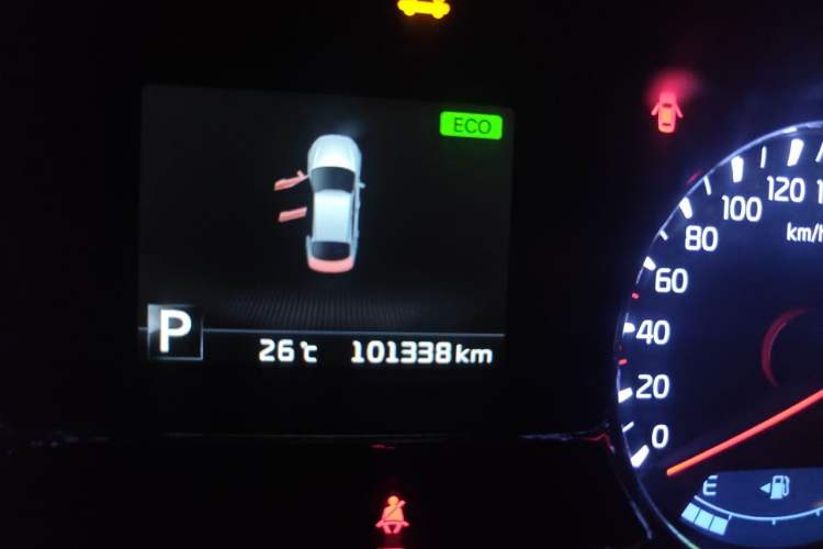 Used Kia K5 2015 2.0L Automatic LUX Odometer Close Up
