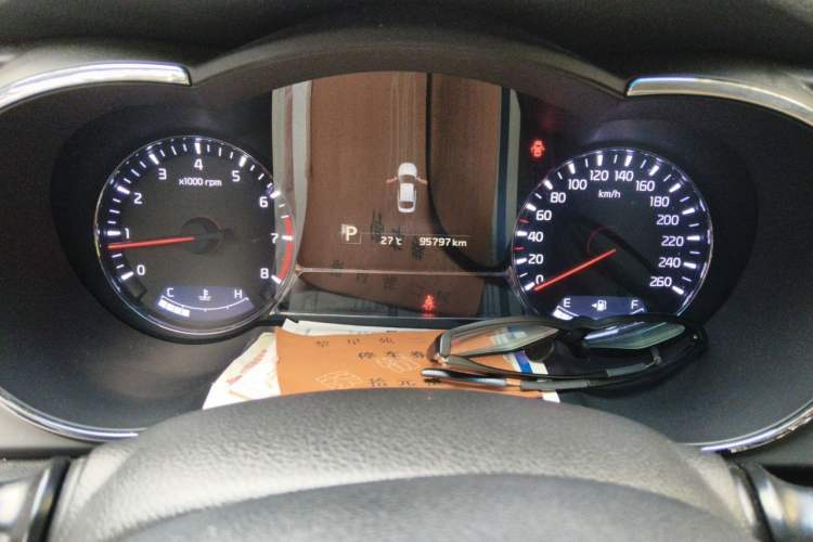 Used Kia K5 2015 2.0L Automatic LUX Odometer Close Up