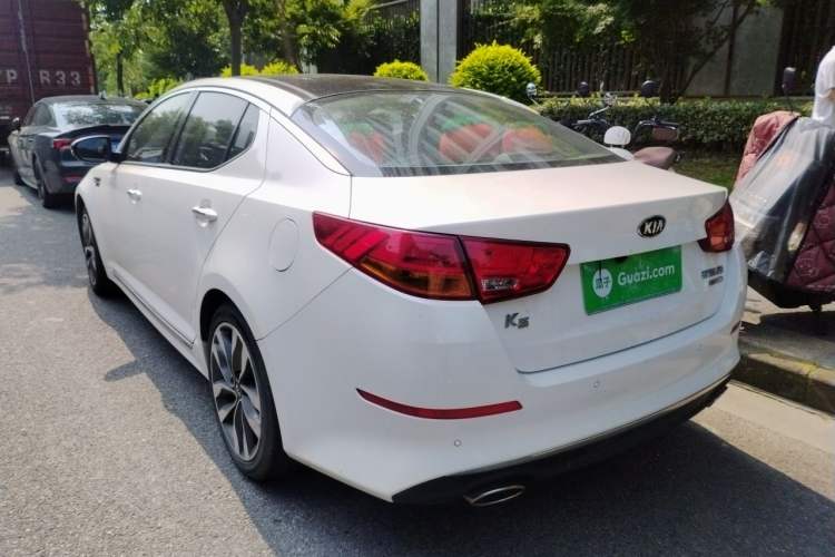 Used Kia K5 2015 2.0L Automatic LUX Rear Left 45 Deg