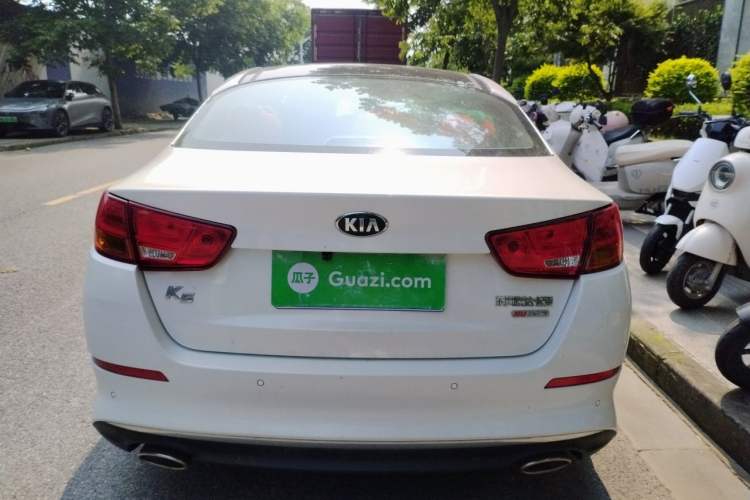 Used Kia K5 2015 2.0L Automatic LUX Rear