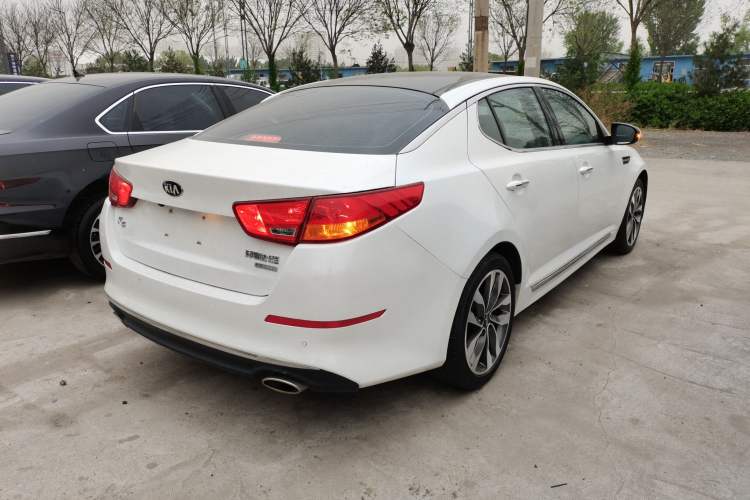 Used Kia K5 2015 2.0L Automatic LUX Rear Right 45 Deg