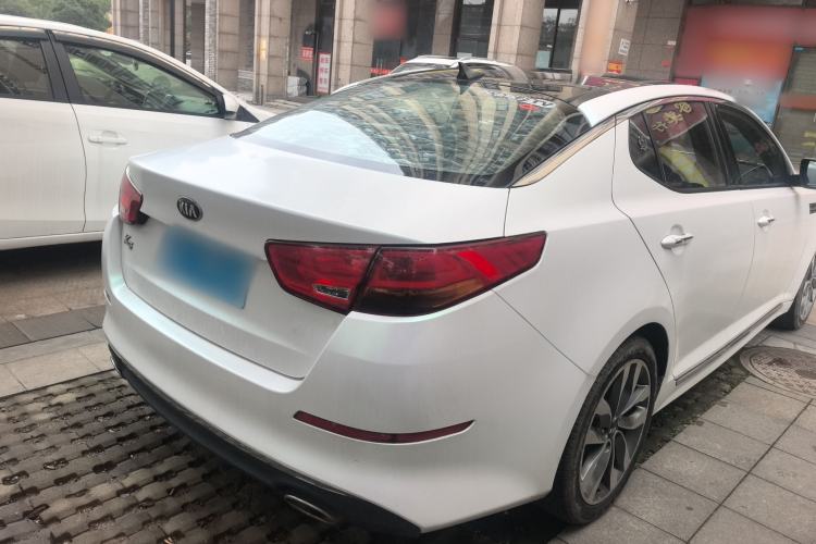 Used Kia K5 2015 2.0L Automatic LUX Rear Right 45 Deg