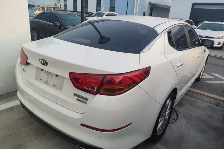 Used Kia K5 2015 2.0L Automatic GLS Rear Right 45 Deg