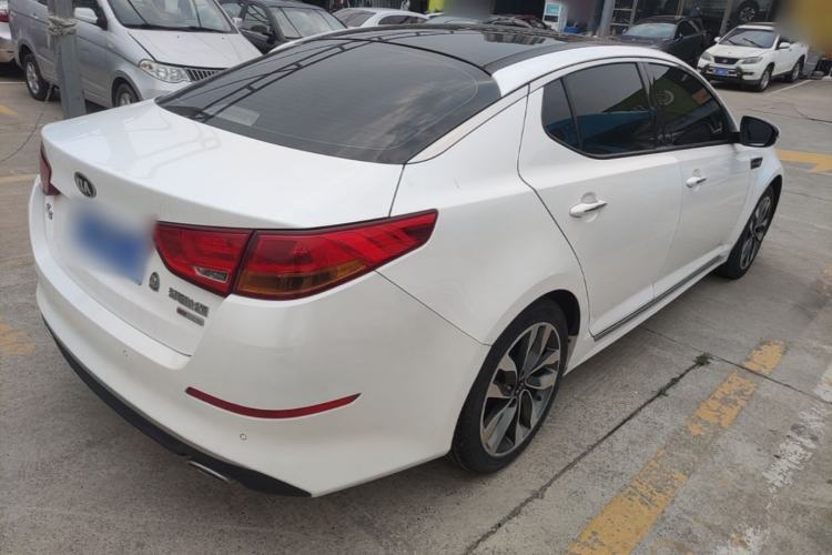 Used Kia K5 2015 2.0L Automatic LUX Rear Right 45 Deg