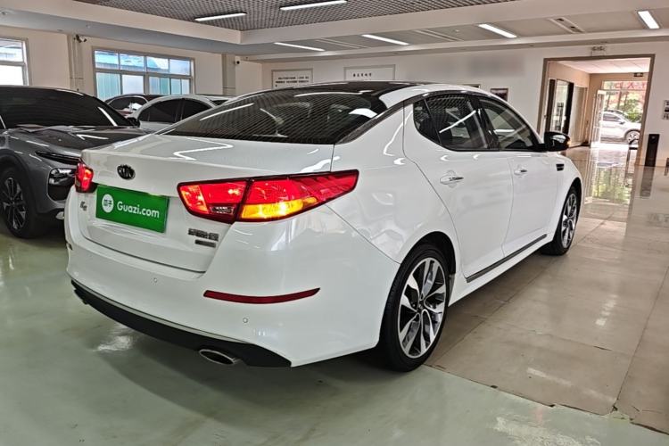 Used Kia K5 2015 2.0L Automatic LUX Rear Right 45 Deg