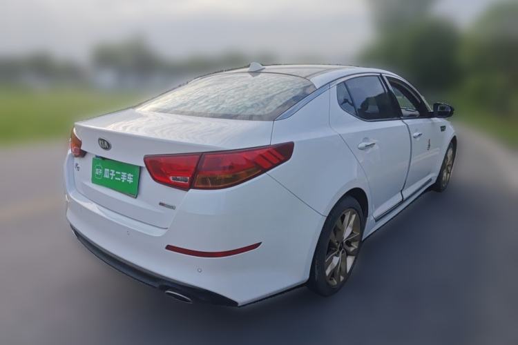 Used Kia K5 2015 2.0L Automatic LUX Rear Right 45 Deg