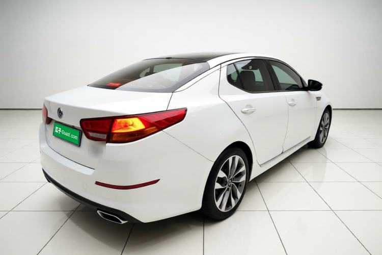 Used Kia K5 2015 2.0L Automatic LUX Rear Right 45 Deg