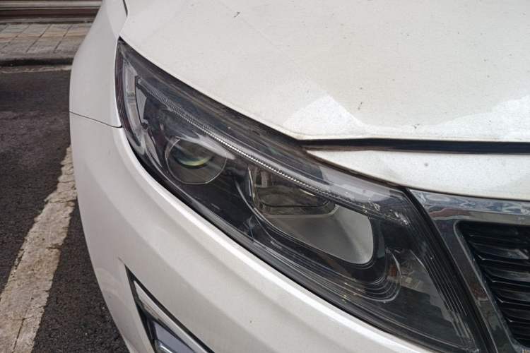 Used Kia K5 2015 2.0L Automatic LUX Right Front Headlight
