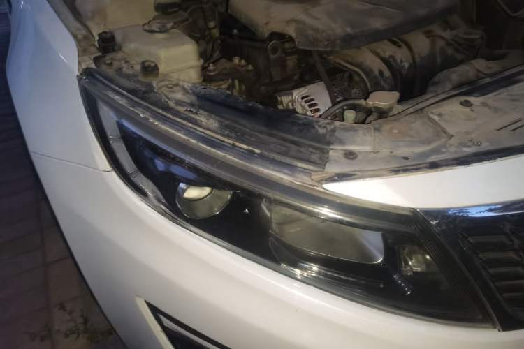 Used Kia K5 2015 2.0L Automatic GL Right Front Headlight
