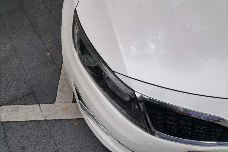 Used Kia K5 2015 2.0L Automatic LUX Right Front Headlight