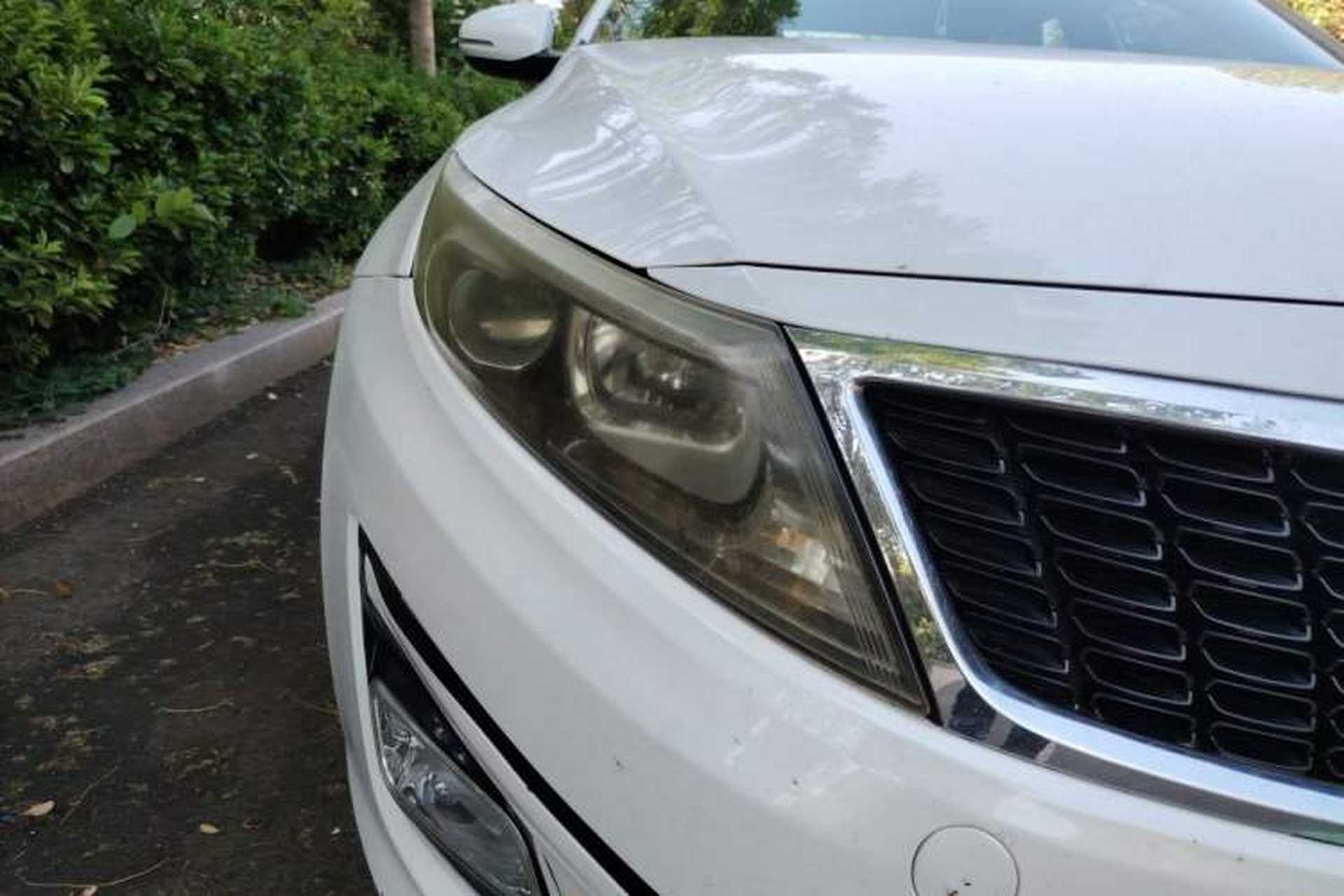 Used Kia K5 2015 2.0L Automatic LUX Right Front Headlight