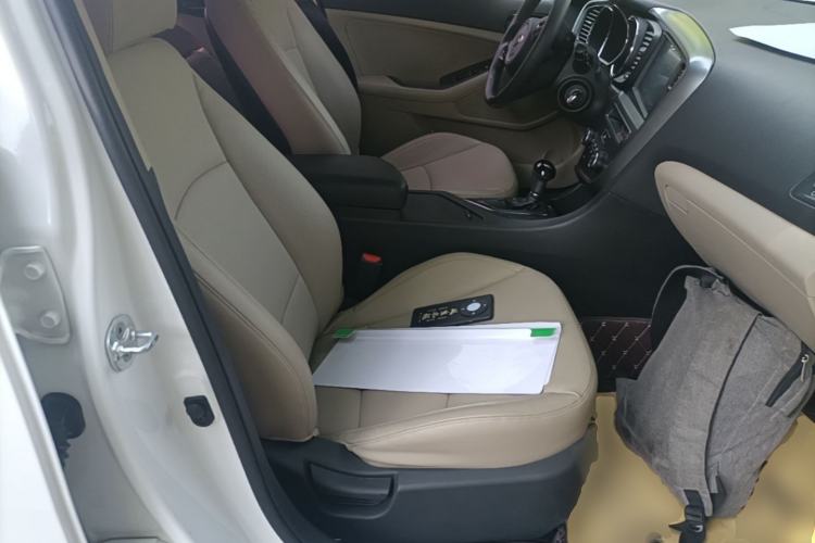 Used Kia K5 2015 2.0L Automatic GL Right Front Seat