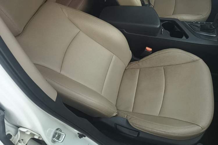 Used Kia K5 2015 2.0L Automatic GL Right Front Seat