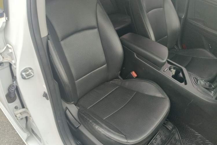Used Kia K5 2015 2.0L Automatic GLS Right Front Seat