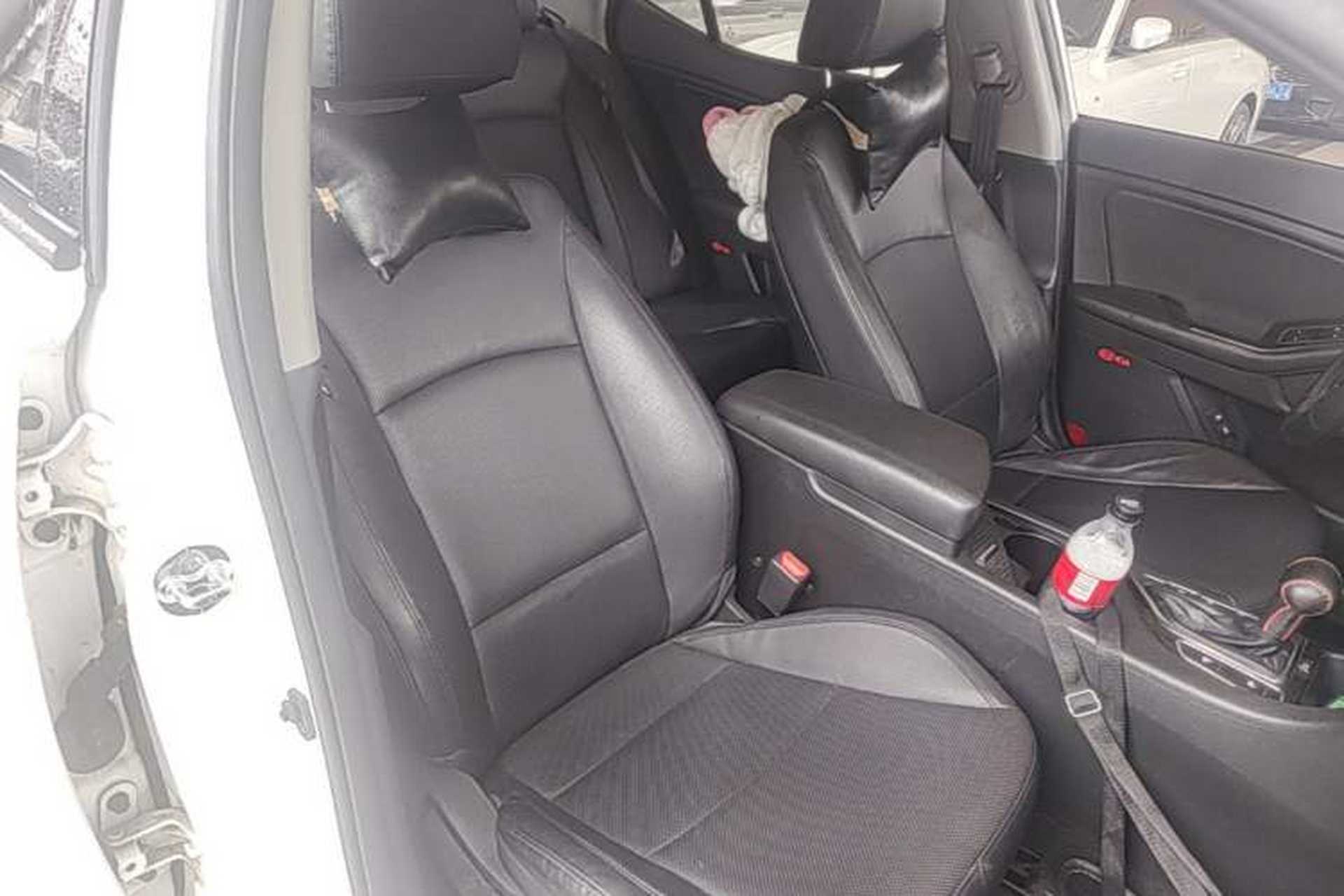 Used Kia K5 2015 2.0L Automatic LUX Right Front Seat