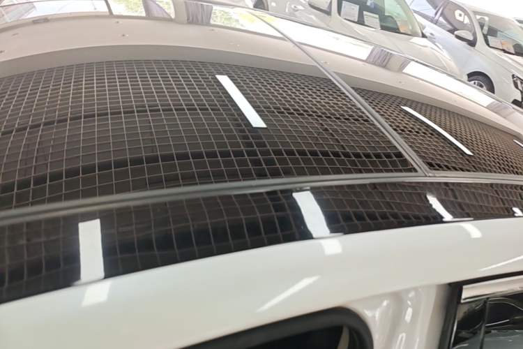 Used Kia K5 2015 2.0L Automatic LUX Roof