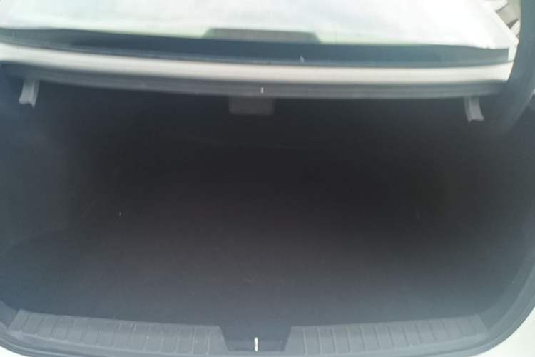 Used Kia K5 2015 2.0L Automatic GL Trunk