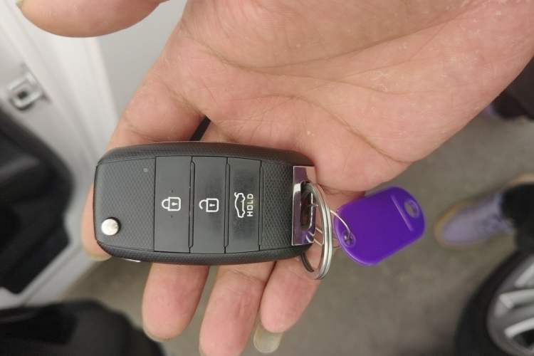Used Kia K5 2015 2.0L Automatic GLS Vehicle Key