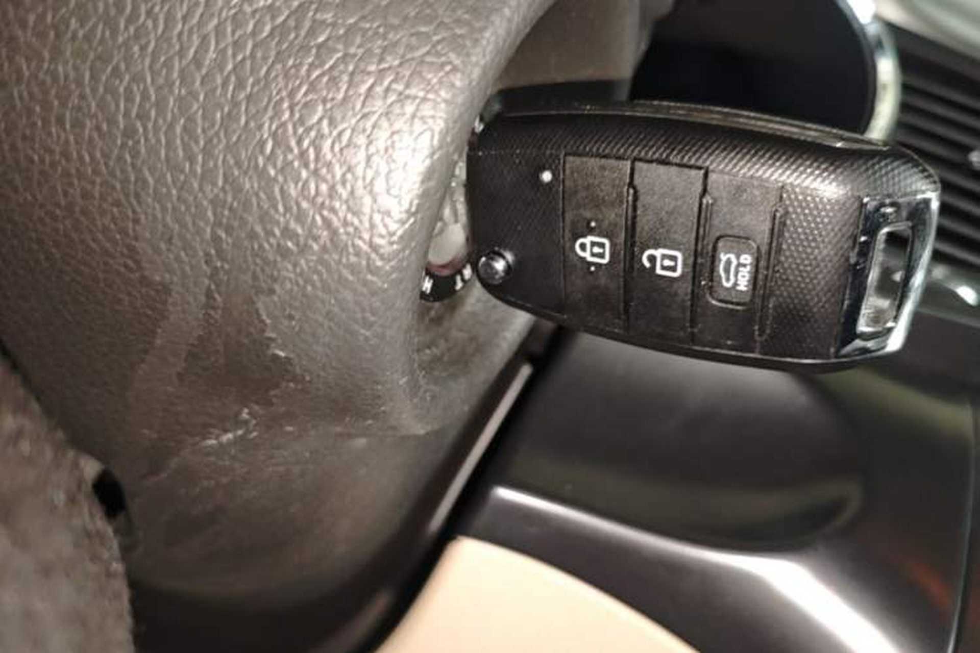 Used Kia K5 2015 2.0L Automatic GL Vehicle Key