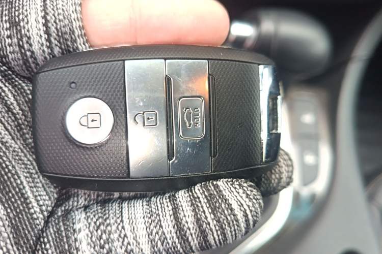 Used Kia K5 2015 2.0L Automatic LUX