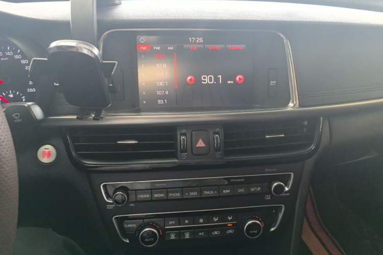 Used Kia K5 2016 1.6T Automatic PRM Audio And AC Panel