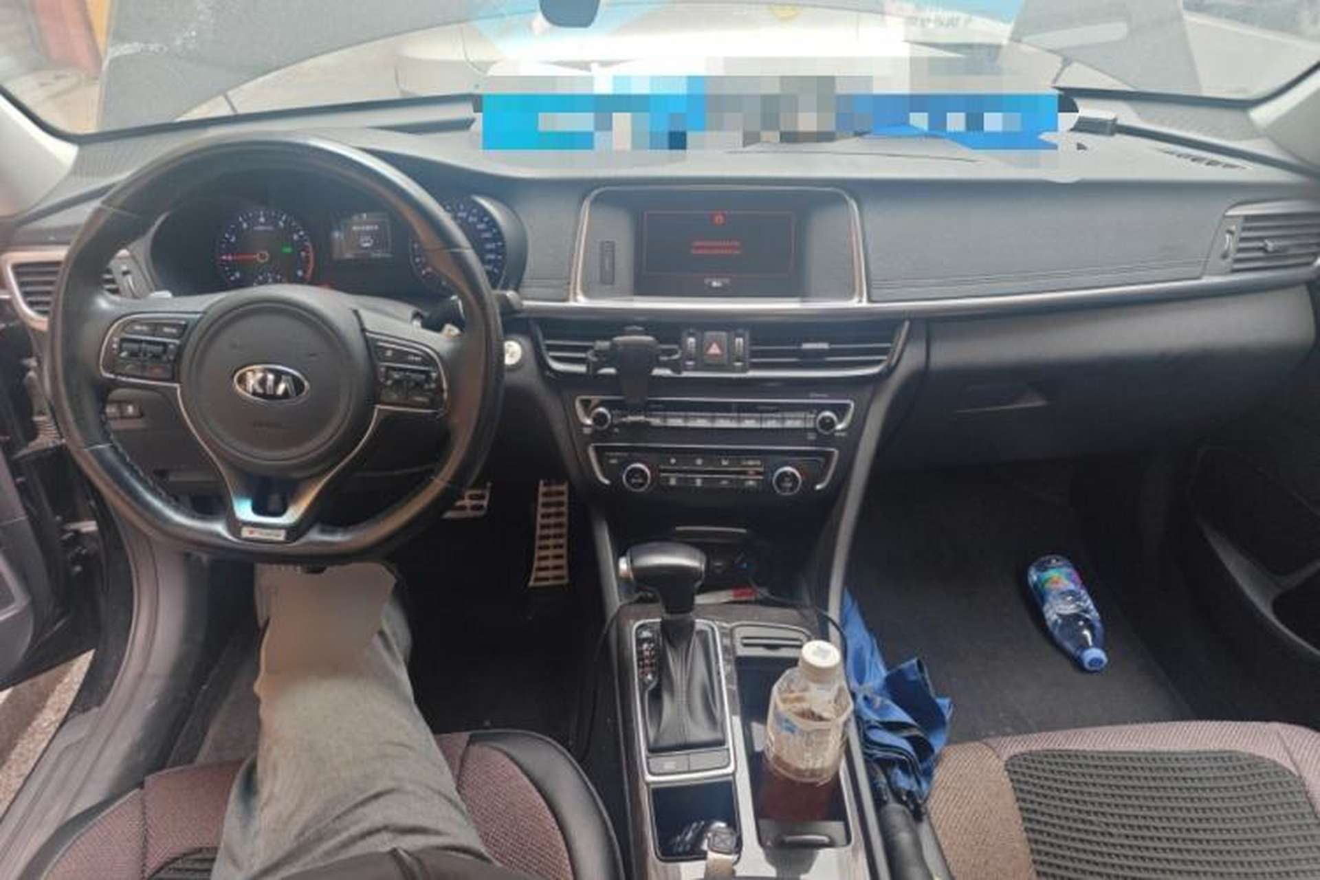 Used Kia K5 2016 1.6T Automatic LUX Center Console