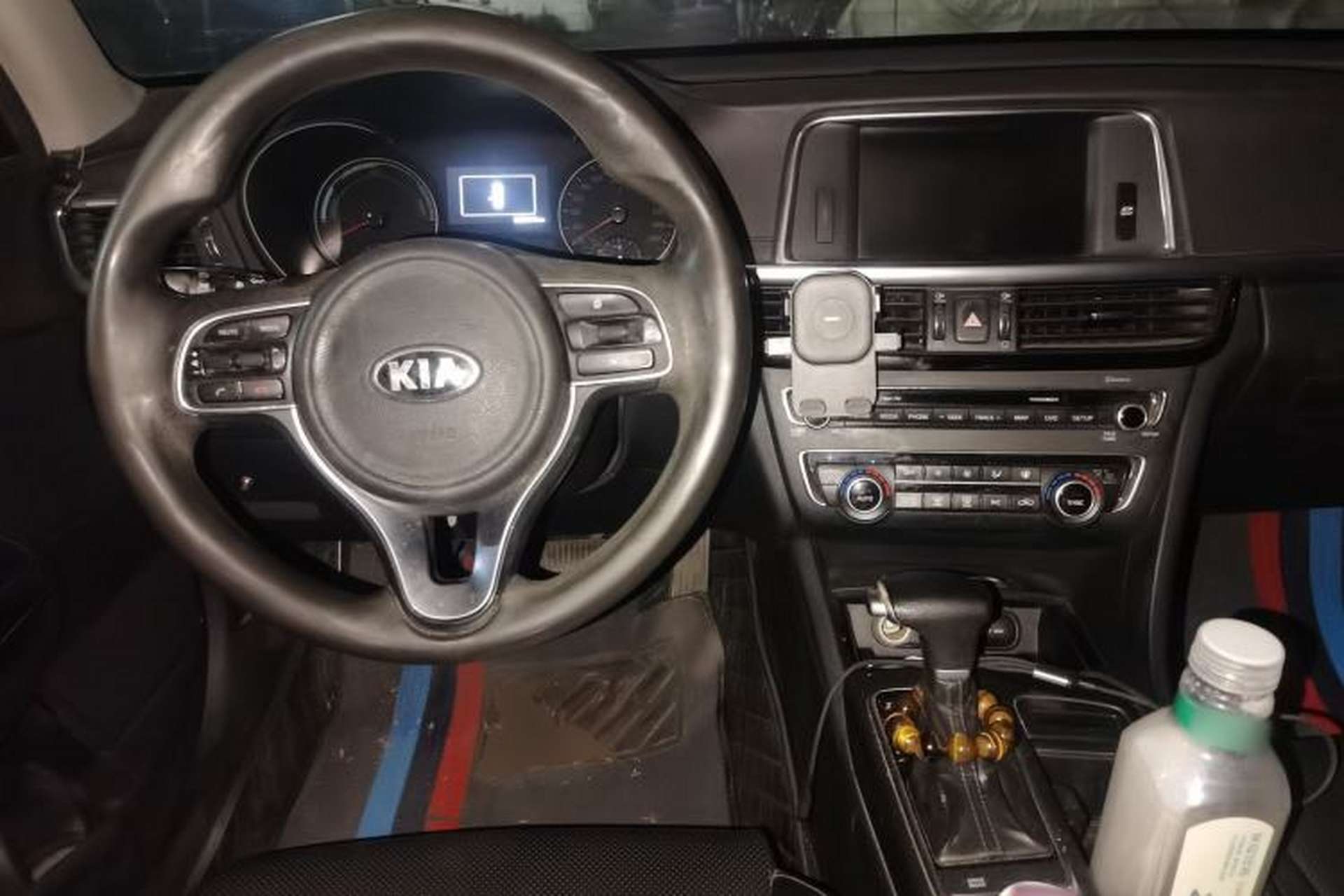 Used Kia K5 2016 2.0L Hybrid GLS Center Console