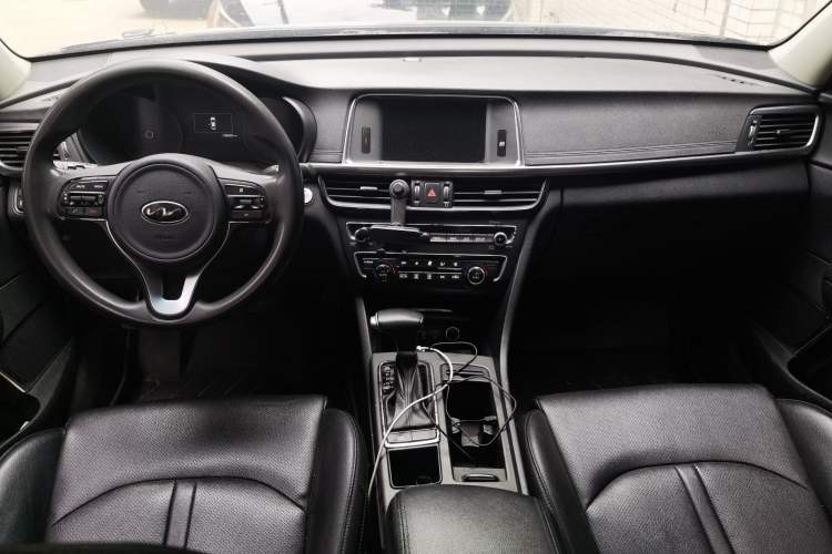 Used Kia K5 2016 2.0L Hybrid GLS Center Console