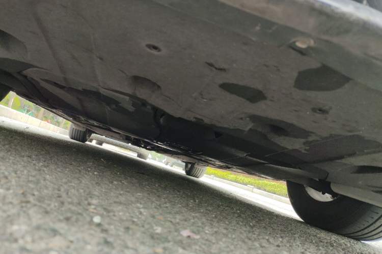 Used Kia K5 2016 2.0L Hybrid GLS Chassis Front