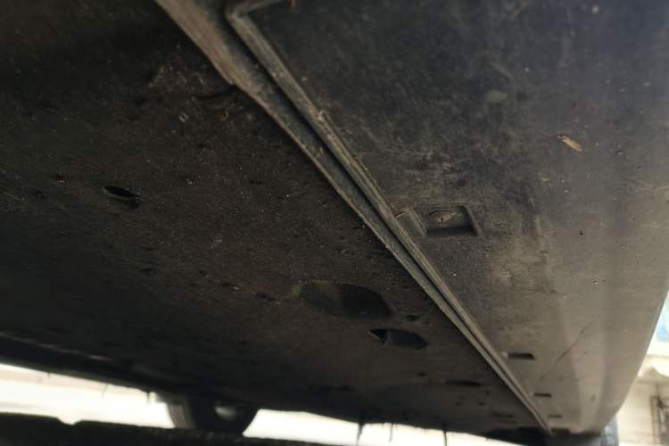 Used Kia K5 2016 2.0L Hybrid GLS Chassis Front Left