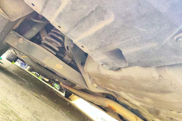 Used Kia K5 2016 2.0L Hybrid GLS Chassis Rear Left