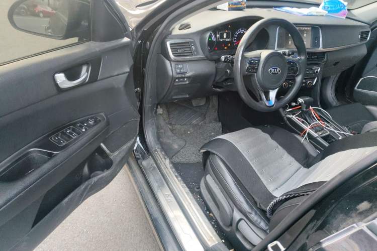 Used Kia K5 2016 2.0L Hybrid GLS Driver Seat