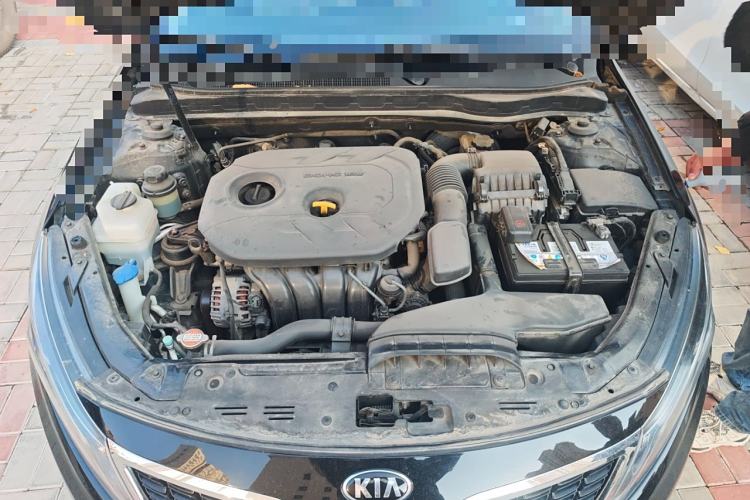 Used Kia K5 2016 2.0L Automatic GL Engine Bay