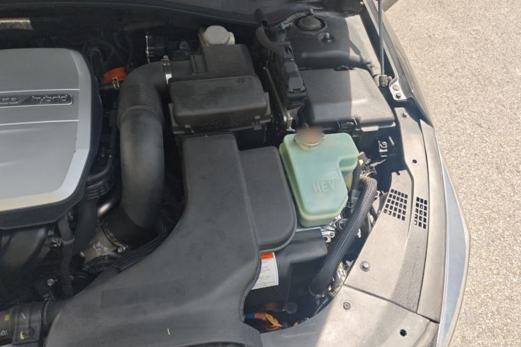 Used Kia K5 2016 2.0L Hybrid GLS Engine Bay Left