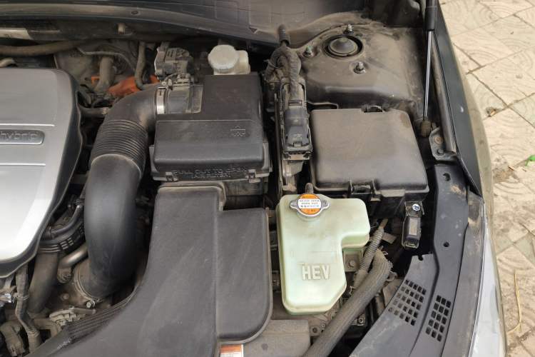 Used Kia K5 2016 2.0L Hybrid GLS Engine Bay Left