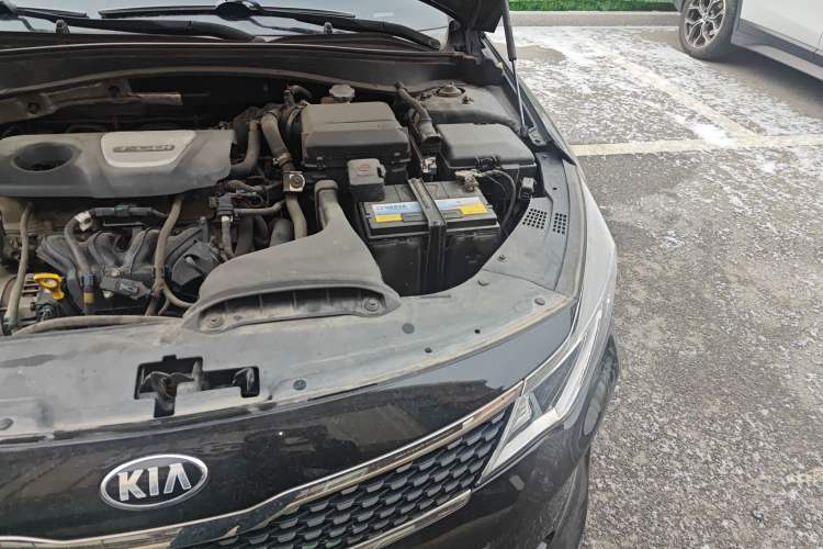 Used Kia K5 2016 1.6T Automatic LUX Engine Bay Left