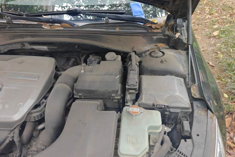 Used Kia K5 2016 2.0L Hybrid GLS Engine Bay Left