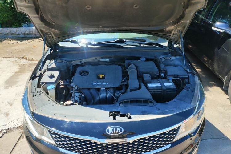 Used Kia K5 2016 2.0L Automatic LUX Engine Bay