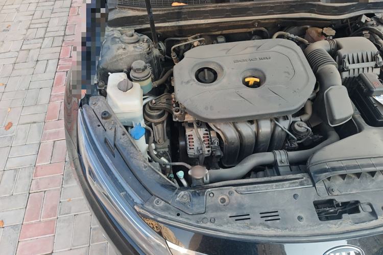 Used Kia K5 2016 2.0L Automatic GL Engine Bay Right