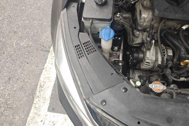 Used Kia K5 2016 1.6T Automatic LUX Engine Bay Right