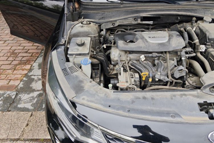 Used Kia K5 2016 1.6T Automatic LUX Engine Bay Right