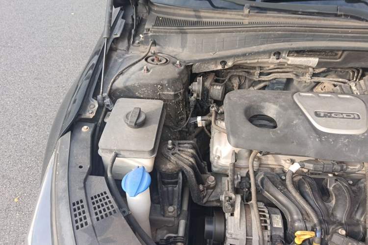 Used Kia K5 2016 1.6T Automatic LUX Engine Bay Right