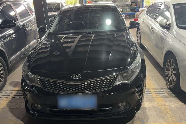 Used Kia K5 2016 1.6T Automatic LUX Exterior 1