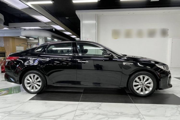 Used Kia K5 2016 1.6T Automatic LUX Exterior 3